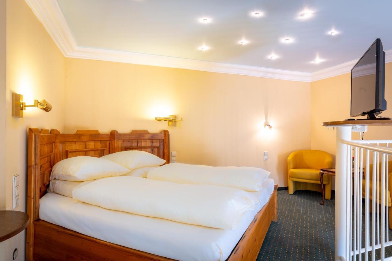 ALLVITALIS Traumhotel Karlsruhe Exteriör bild